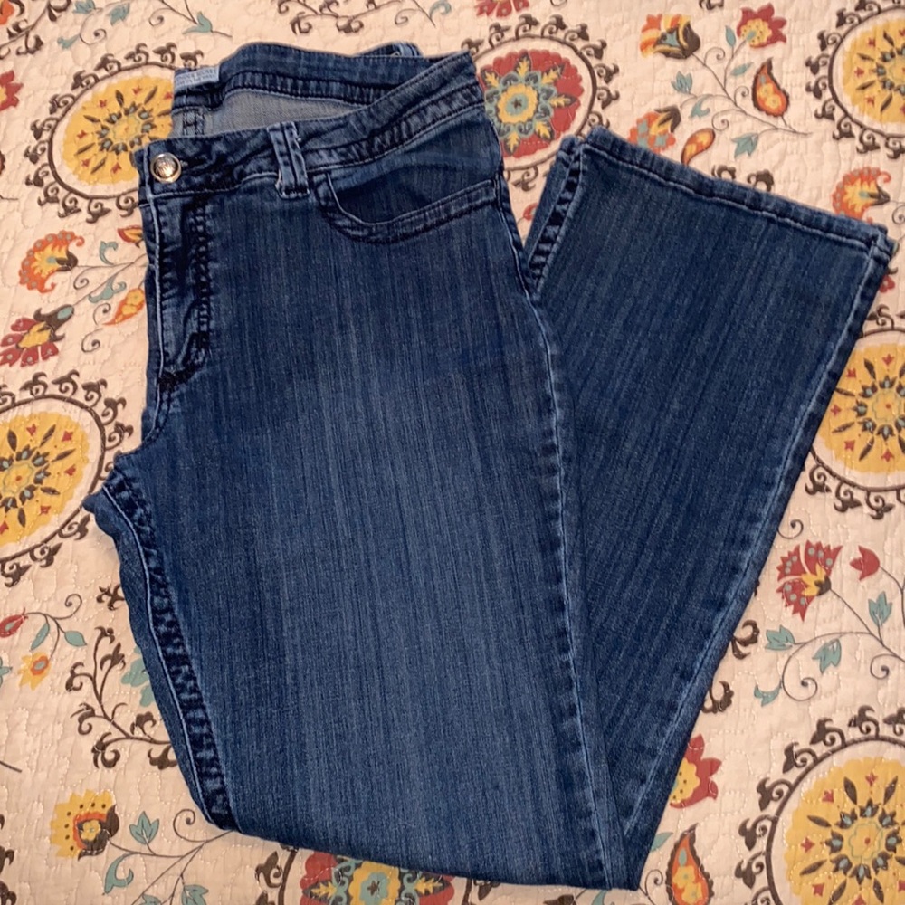 Lee “Slender Secret” Jeans